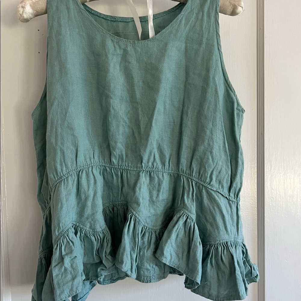 MAGNOLIA PEARL Vintage Cropped Linen Top